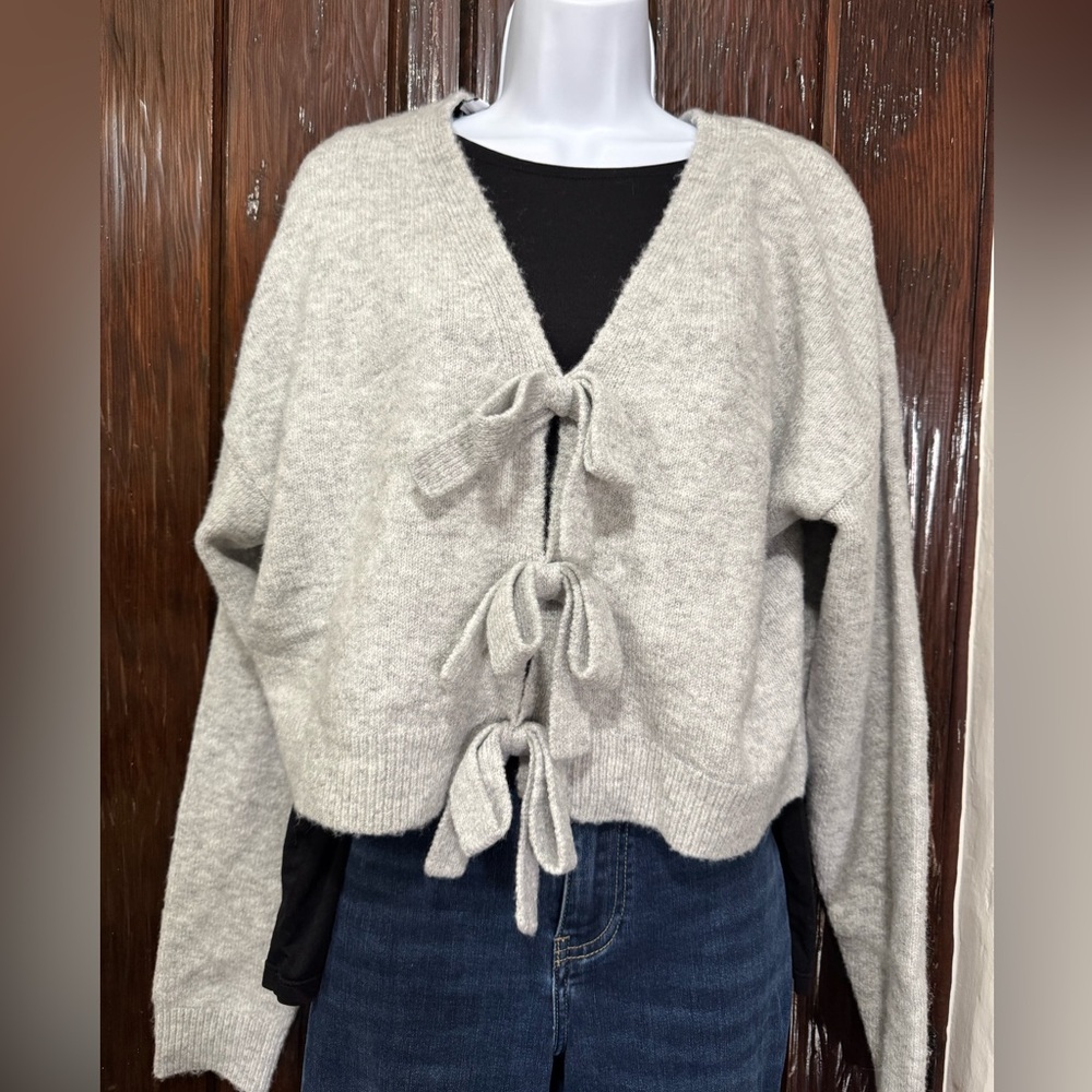 Gray Bow-Accent Women's Sweater